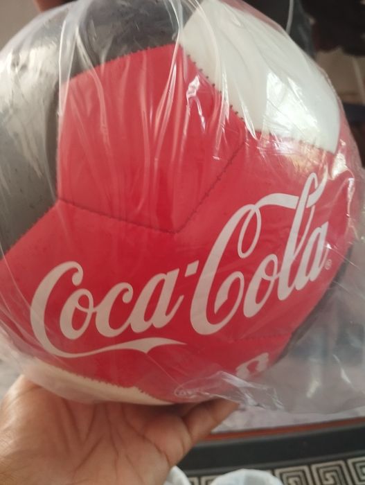 Мяч от Coco cola оригинал