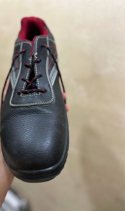 Работни обувки телешка кожа номер 49 Германия