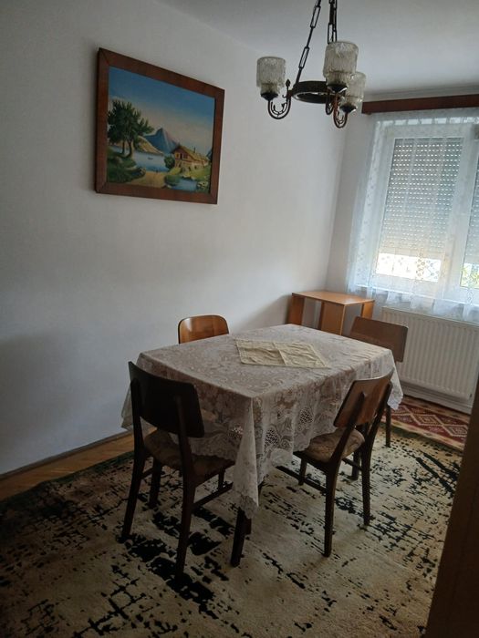 Inchiriez ap 4 camere Gura Campului, Baznei