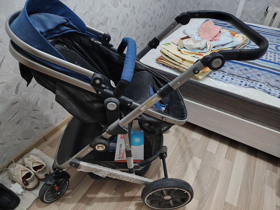 Коляска продается