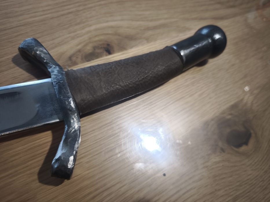 Пра Българска сабя