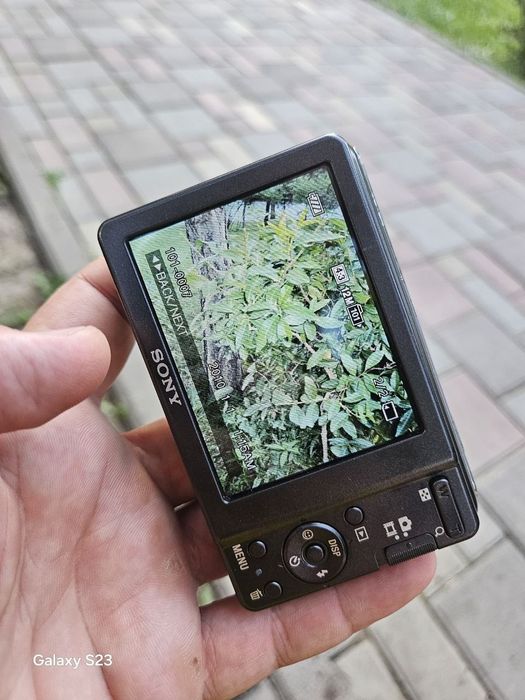 Sony Cyber-Shot цифровой фотоаппарат