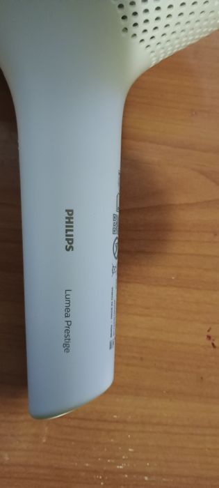 Aparat de epilat cu impuls laser Philips Lumea Prestige