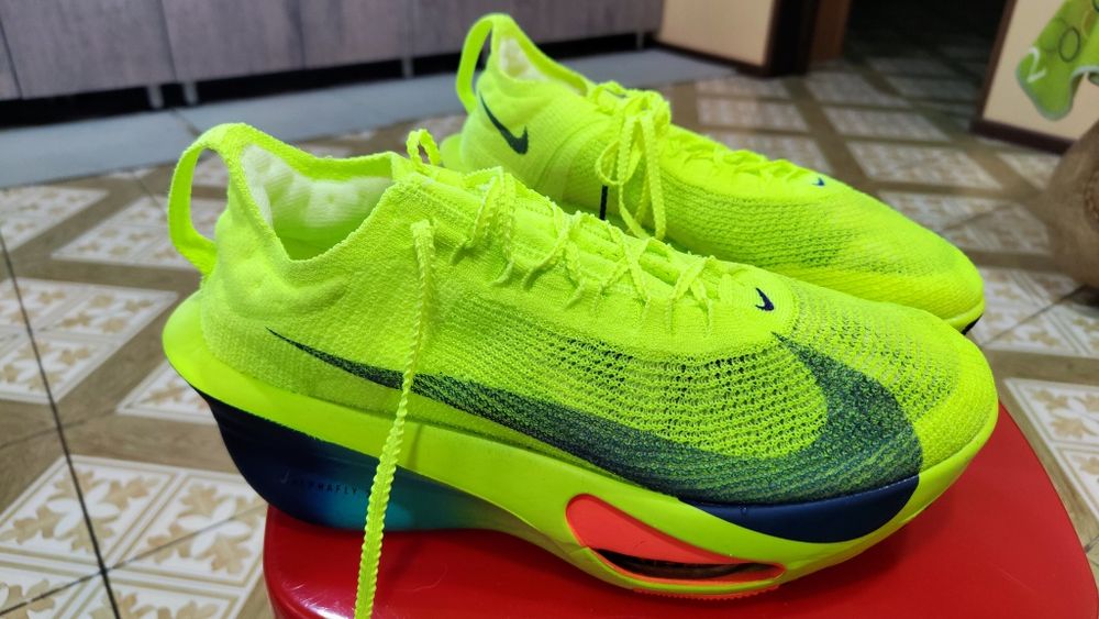 Кроссовки.брендовые.для профессионалов.