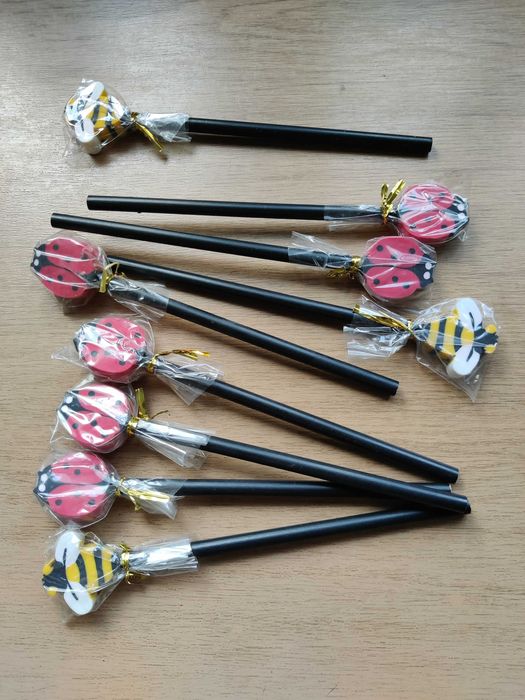 Продавам Моливи ученически - последни 15 броя