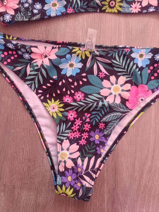 Флорален бански Л - нов