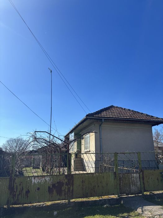 Продава се Къща в с. Сребърна, Област Силистра - 90 кв.м за 198 €/кв.м - Снимка #1
