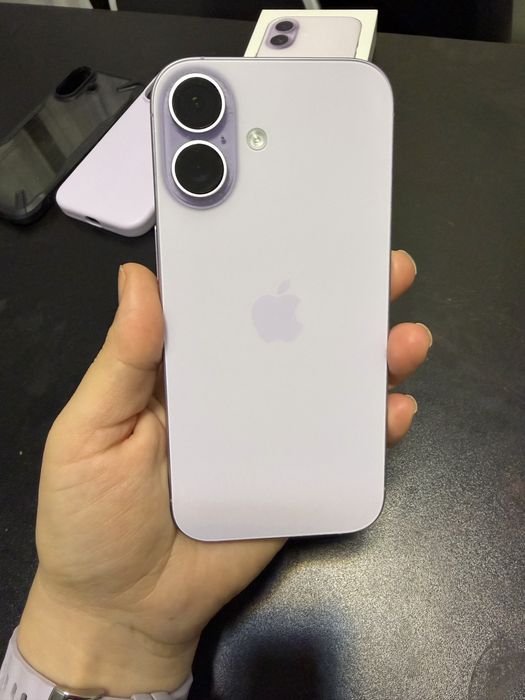 Vand Iphone 17 light purple