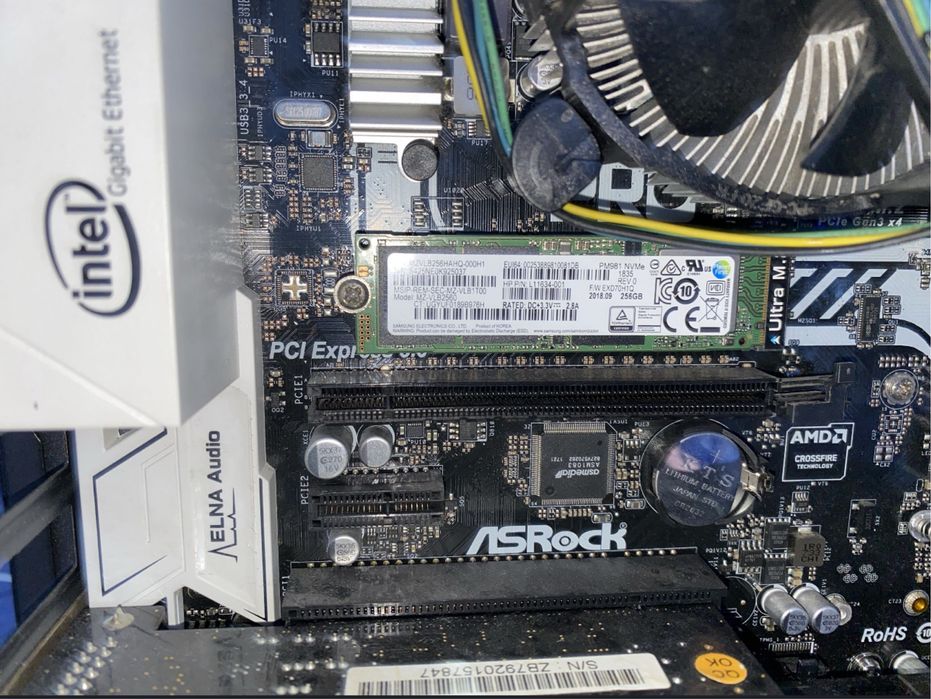 Vând unitate PC Intel I5-7500