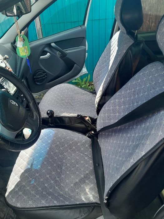 Продам машину лада калина 2 хетчбек