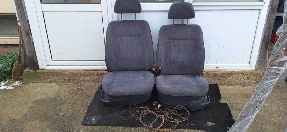 Седалки от Vw Vento с подгрев и инсталация "РАБОТЕЩА"