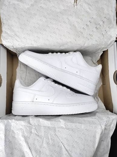 Nike Air Force 1 Triple white