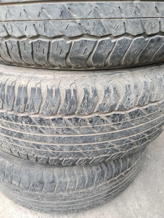265 65 r 17 dunlop комплект всесезонка качественная в хорошем состояни