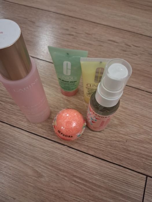 Комплект бяла козметика за 95лв всичко