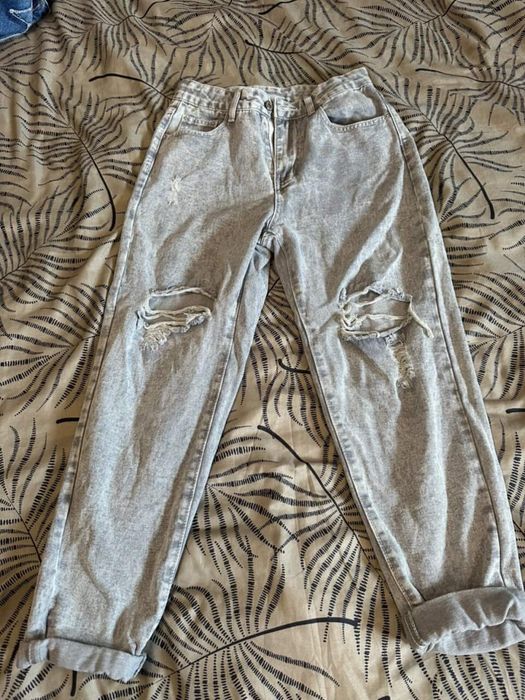 Дамски дънки размер хс,с