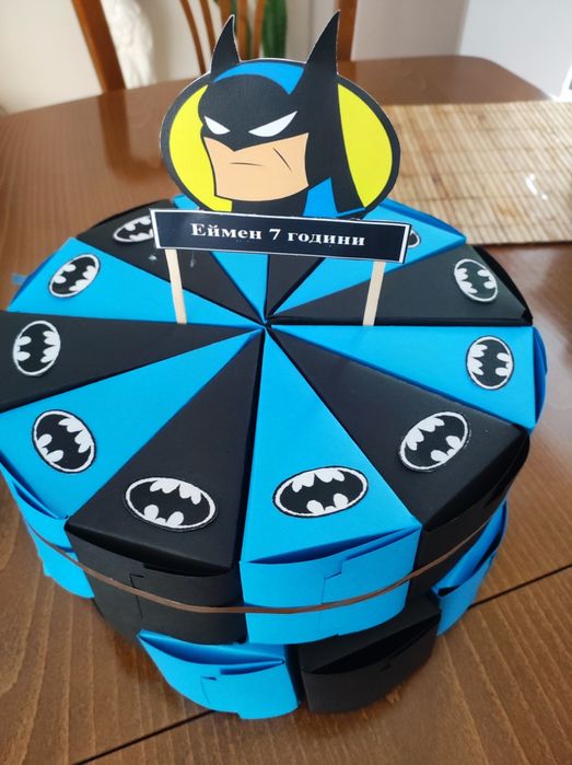 Картонена/хартиена торта