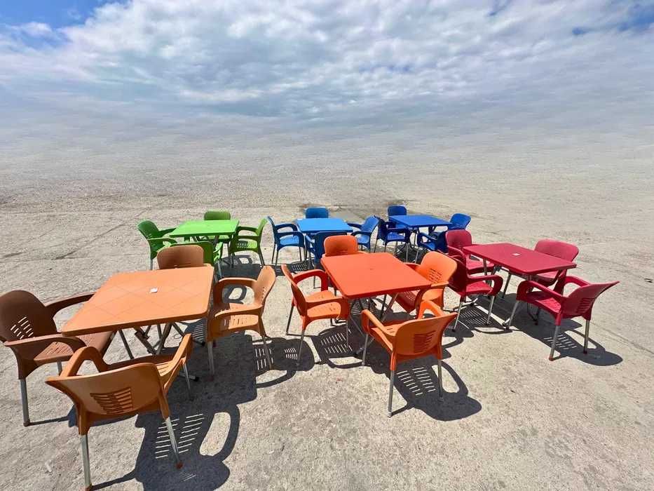 Комплект маса +4 стола 7 цвята син сив бежов зелен оранж червен мод.8