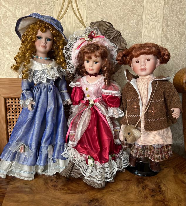 Продам фарфоровые куклы