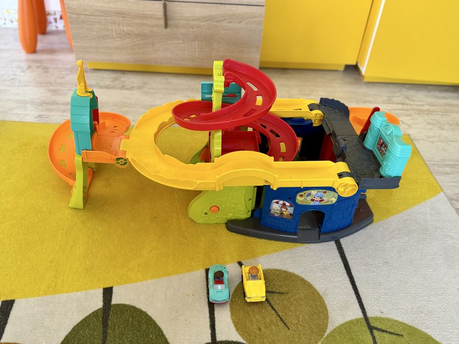 Мултифункционална писта Fisher price