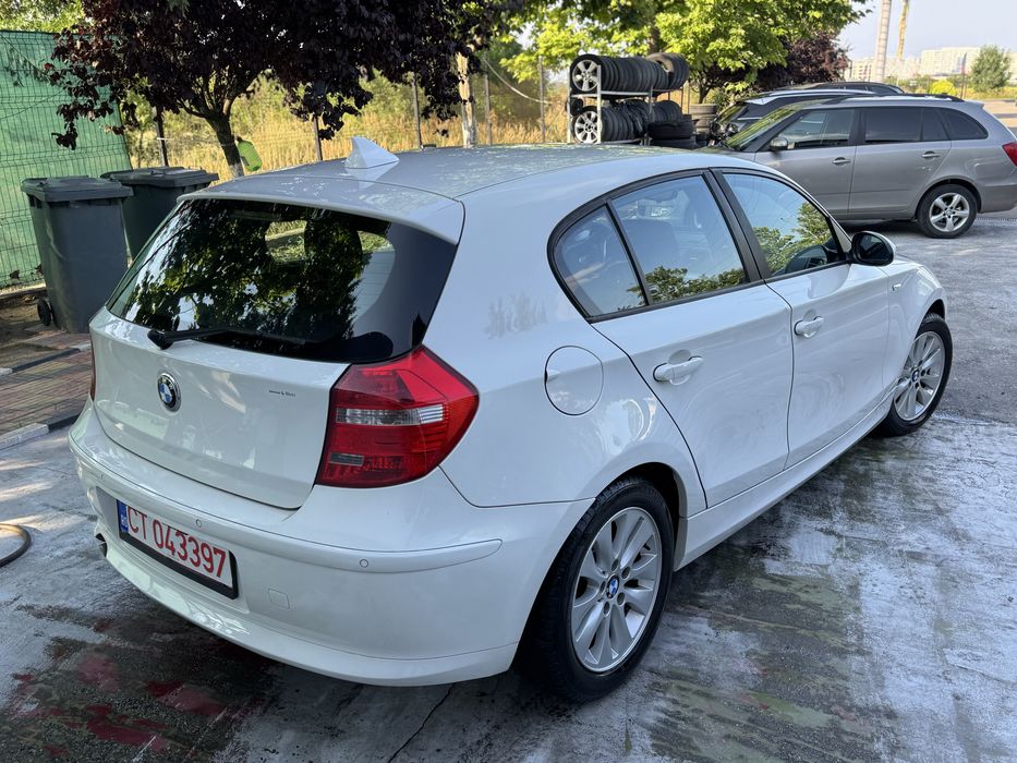 Bmw Seria 1 //Pilot//Clima cu Ac//Senzori//Keyless//Comenzi//Istoric Complet//