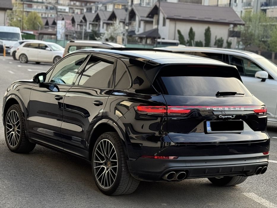 Porsche cayenne s 441 cp