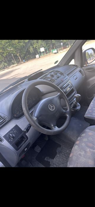 Mercedes Benz Vito W639 2.2CDi OM646