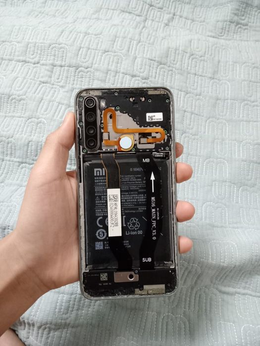 Обменяю телефон .