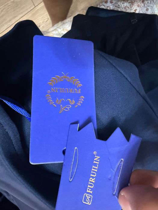 Новый жакет (пиджак) школьный