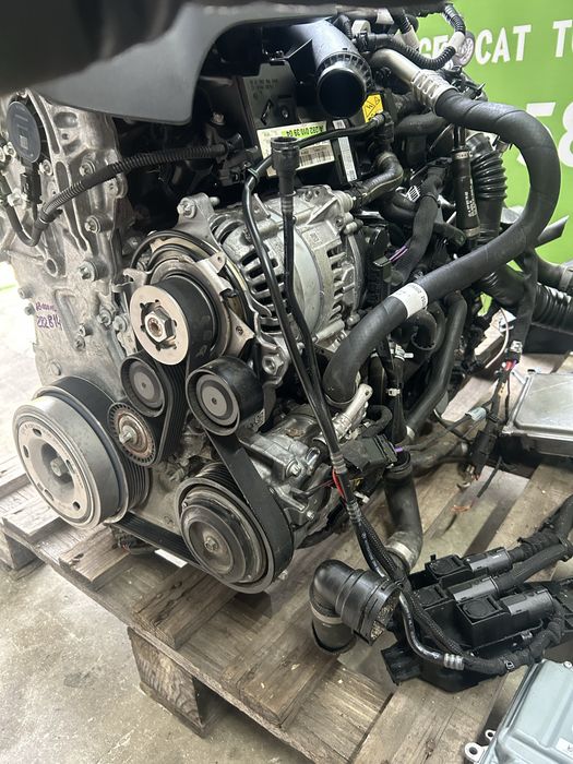 Compresor climă Mercedes A class W177  1.3  benzină  Hybrid 2021