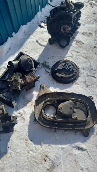 Мерс двигатель на запчасти М 102