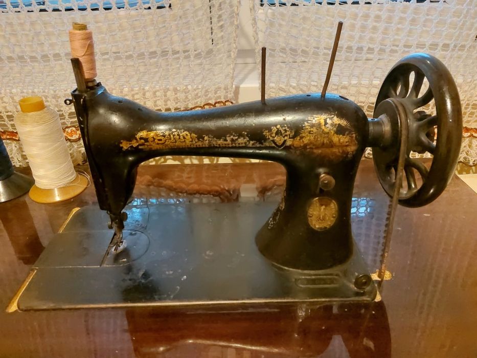 Masina de cusut vintage Singer