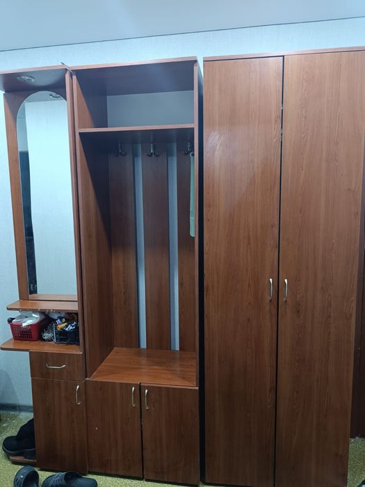 Шкаф прихожая в коридор