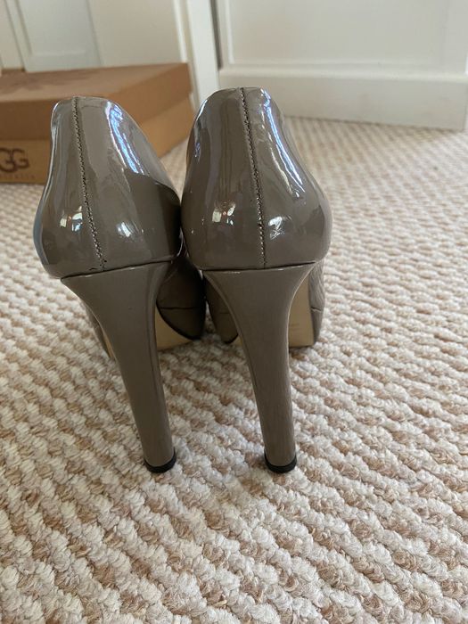 Pantofi eleganți înalți piele ca noi