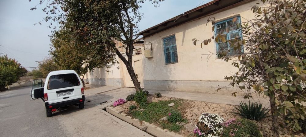 Уй сотилади 10 сотих Юнусобод Хасанбой. Продаётся дом