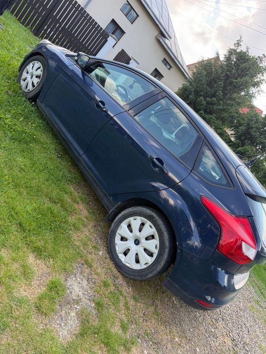 FORD Focus 2013 — imagine 3
