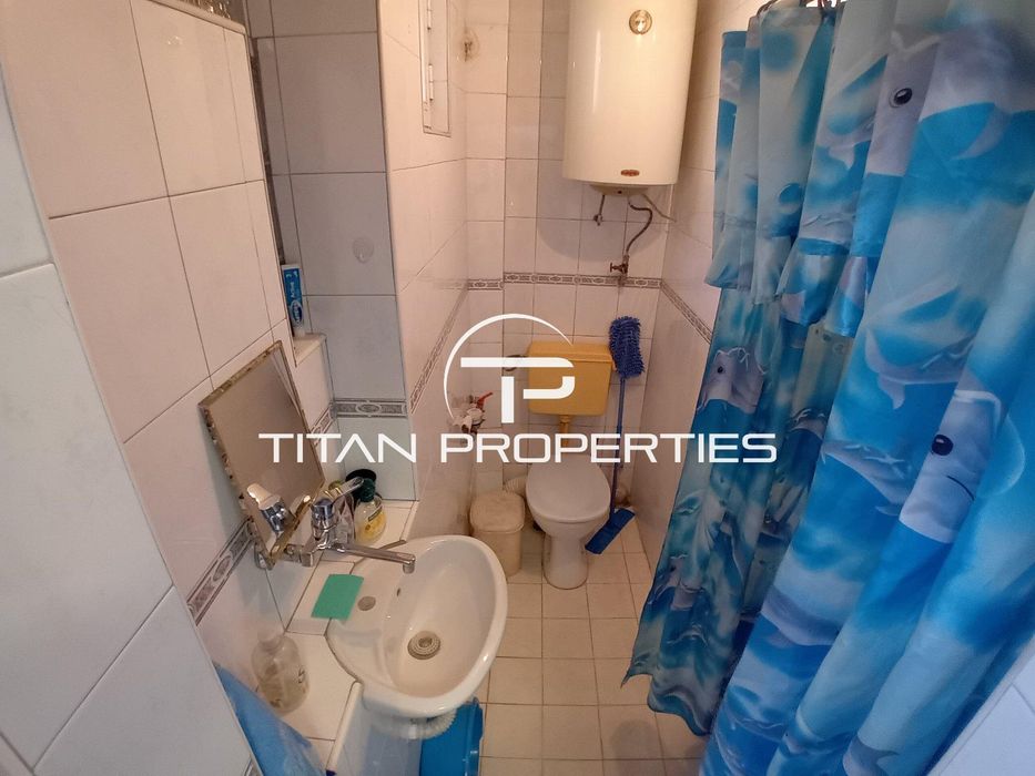 Дава се под наем Двустаен апартамент в Бургас, Център - 50 кв.м за 331.5 € - Снимка #5