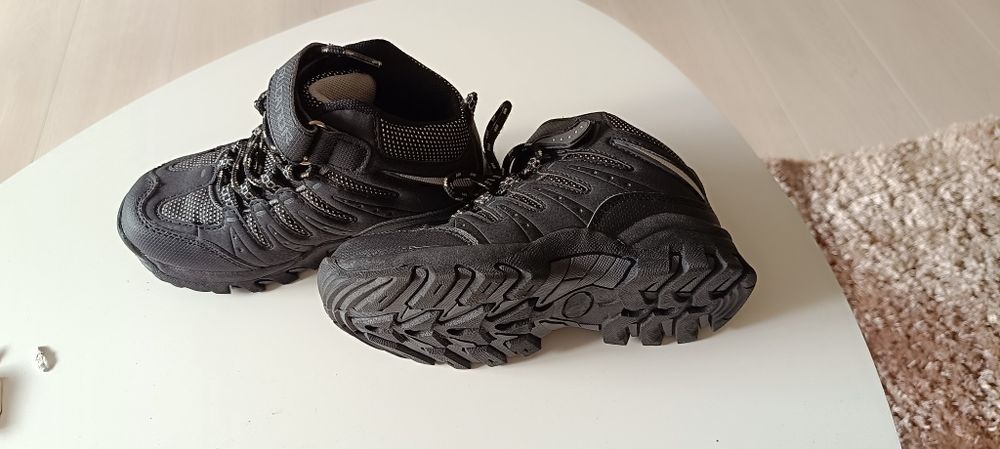 Детски Спортни Обувки