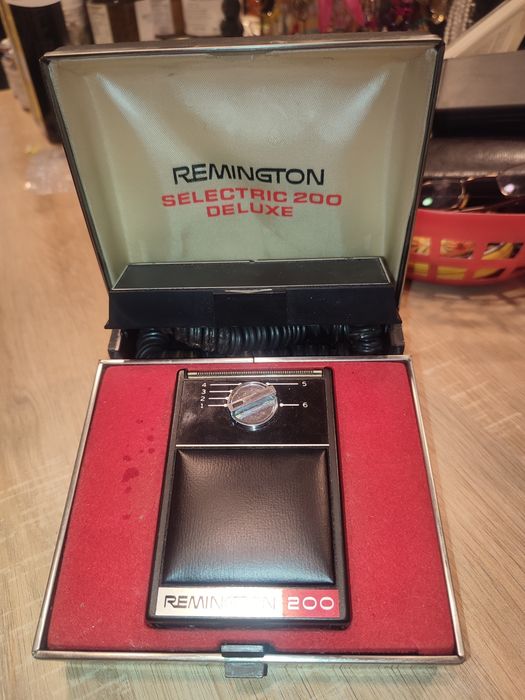 Aparat ras vintage Remington
