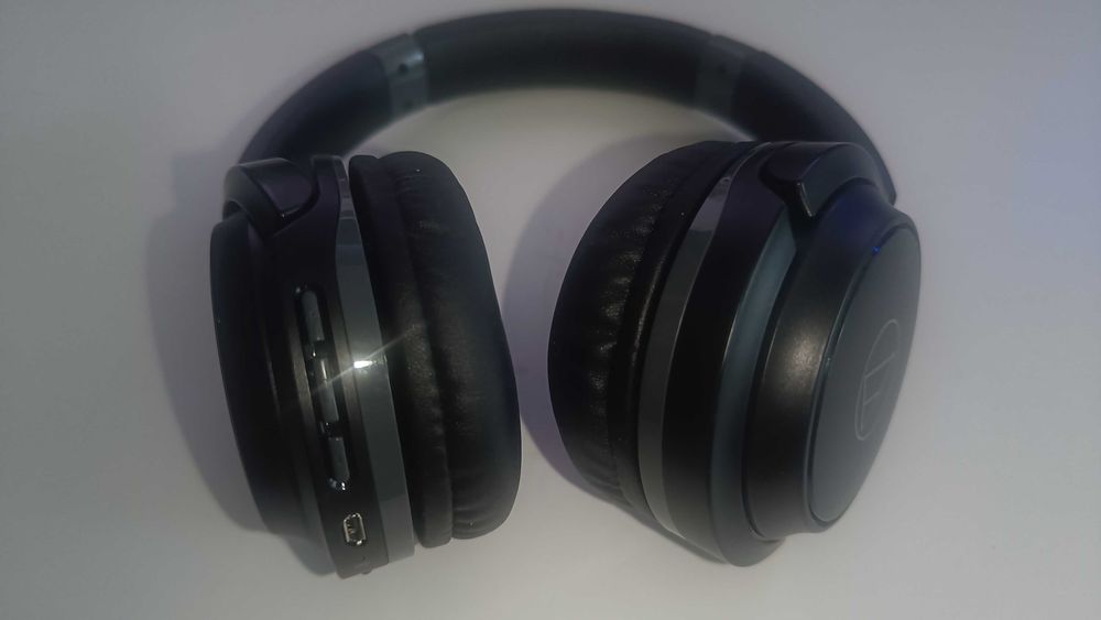 Продавам bluetooth слушалки Audio Technica ATH S200BT