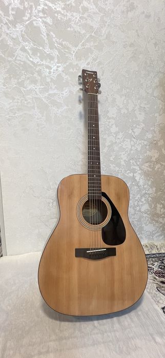 YamahaF310Gitara