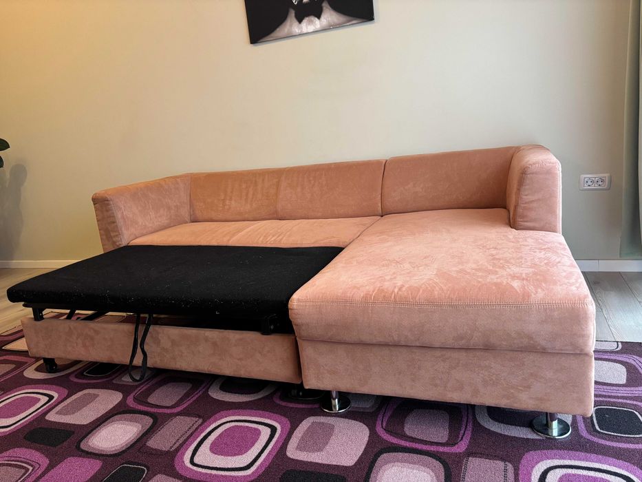 Vand coltar modern si foarte confortabil ideal pentru living!