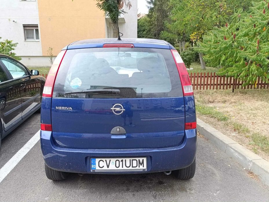autoturism Opel Meriva