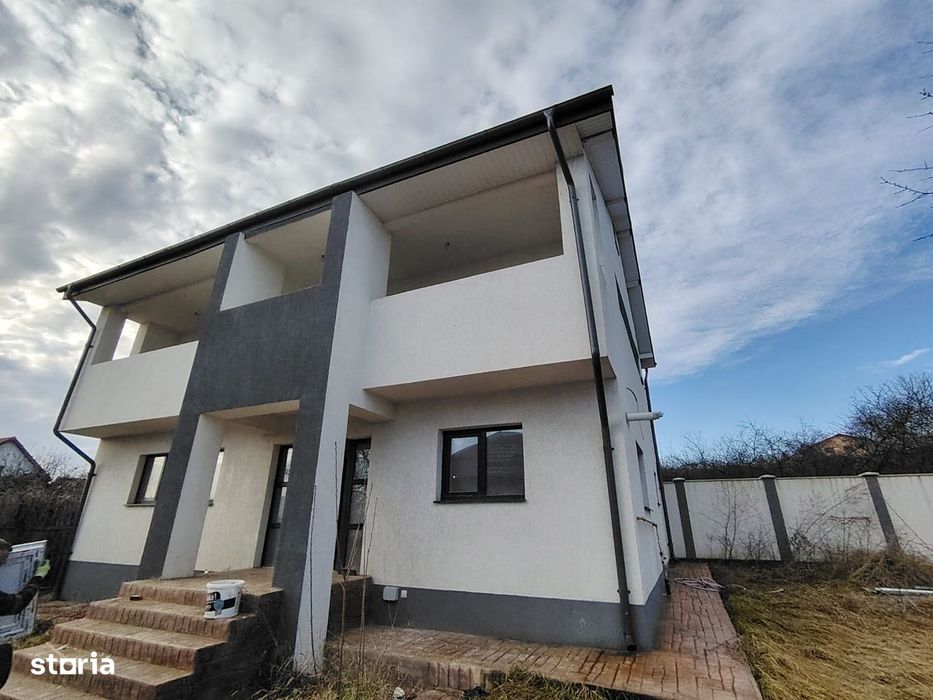 Casa 160 mp utili, 400 mp teren, Bucium