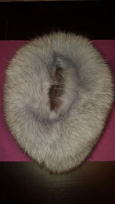 Caciula de blana de vulpe argintie