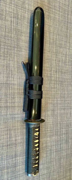 Японски Tanto нож / mini katana – заточен
