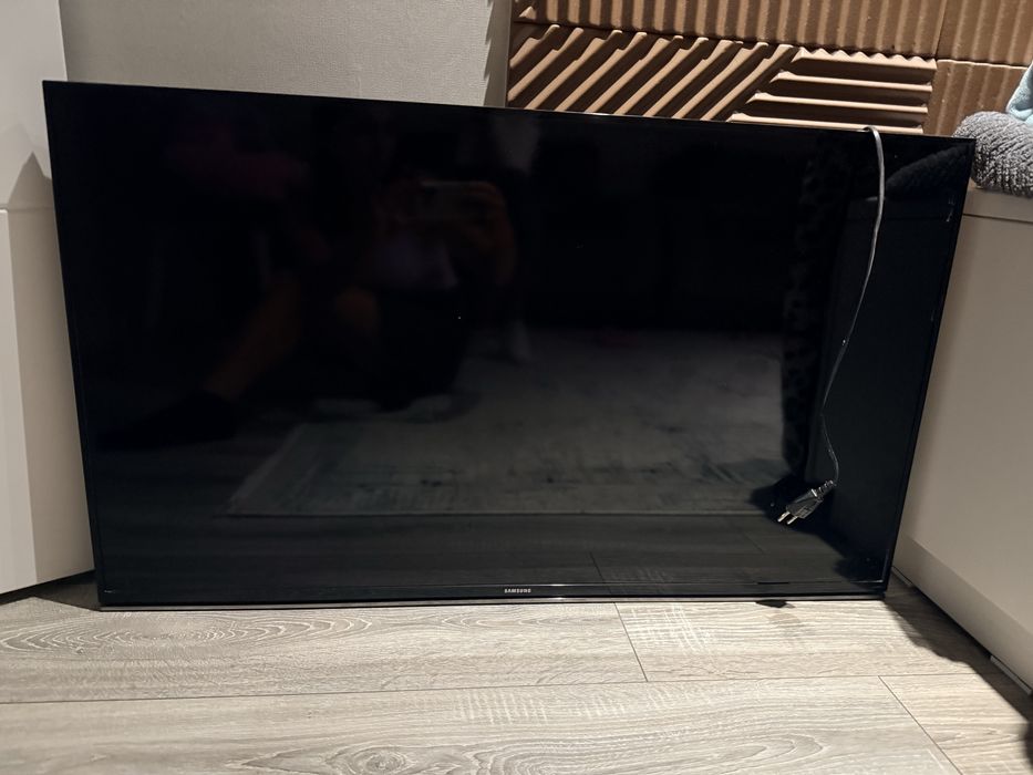 Samsung 40″ Smart TV
