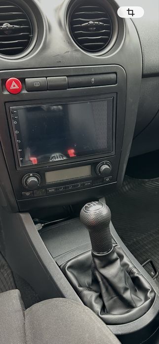 Display auto  ideal pentru canera mansalier , gps, etc