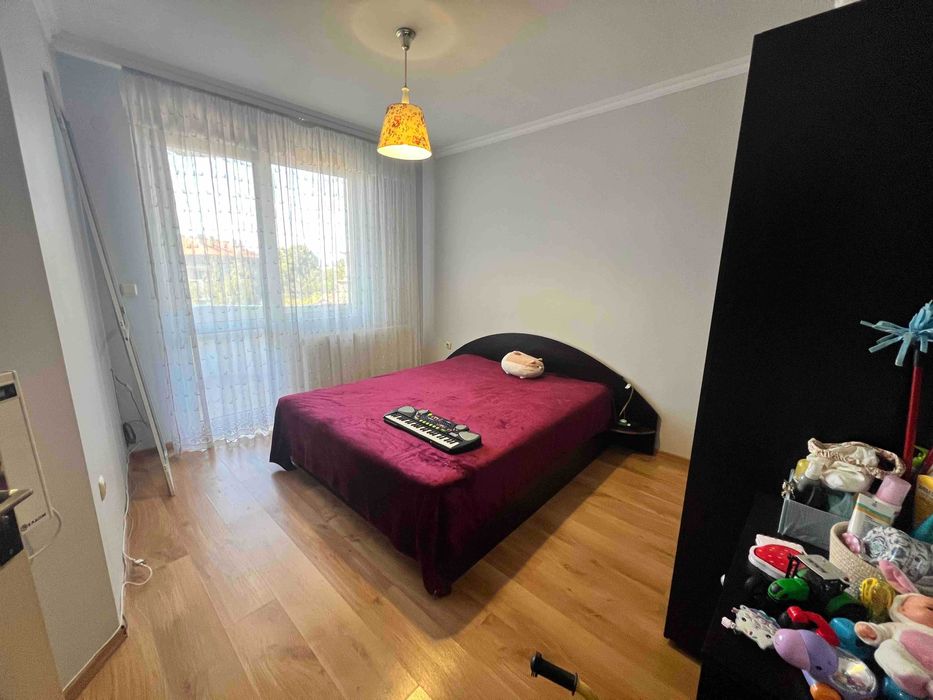 Продава се Двустаен апартамент в Търговище, Център - 60 кв.м за 1360 €/кв.м - Снимка #3