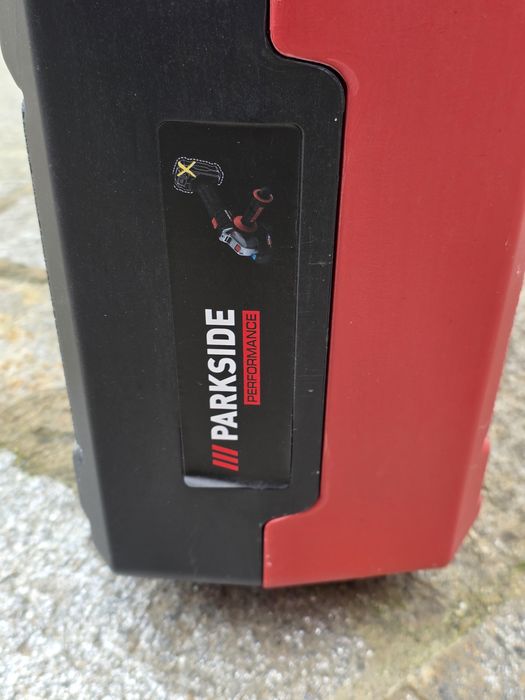 Продавам куфари Parkside