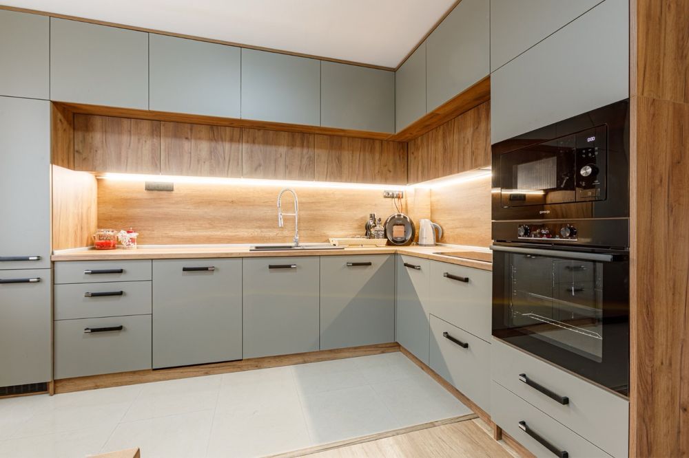 Уникален луксозно обзаведен апартамент с гледка към планината